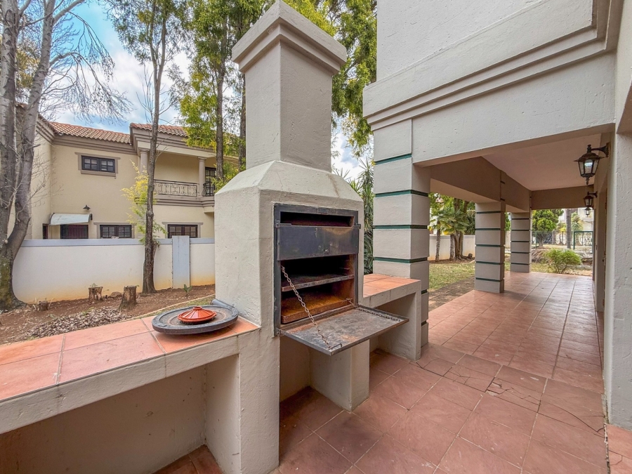 3 Bedroom Property for Sale in WestLake Country Safari Estate North West